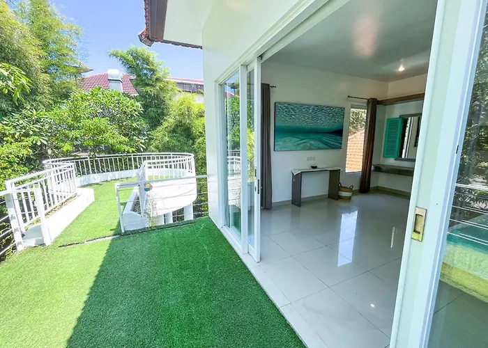 Villa Sunset Escape Villa, Steps From Seminyak
