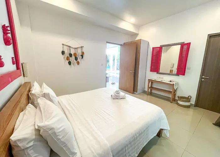 Sunset Escape Villa, Steps From *